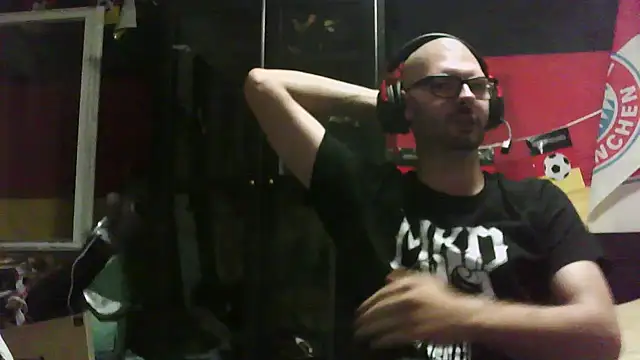 Die-geile-Sau online show from September 20, 2025, 8:21 pm