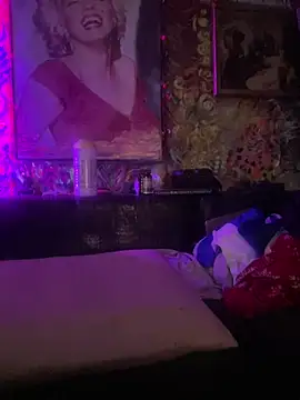 Snapshot of BarryKingsman chatting on February 16, 2025, 2:21 pm BarryKingsman online show from February 16, 2025, 2:21 pm