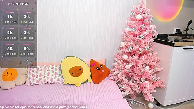 Snapshot of Monica_Blair chatting on December 18, 2025, 1:39 pm Monica Blair online show from December 18, 2025, 1:39 pm