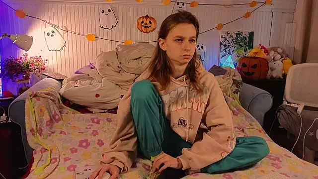 Frank Fraer online show from October 26, 2025, 2:23 pm