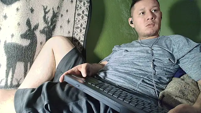sweet cock28 online show from March 18, 2026, 3:31 am