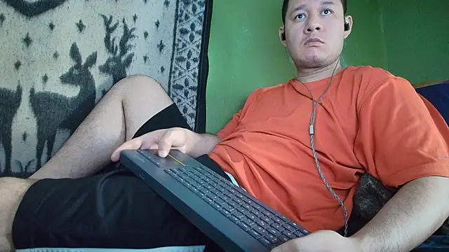 Snapshot of sweet_cock28 chatting on June 1, 2026, 3:03 pm sweet cock28 online show from June 1, 2026, 3:03 pm