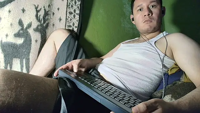 Snapshot of sweet_cock28 chatting on June 2, 2026, 3:08 am sweet cock28 online show from June 2, 2026, 3:08 am