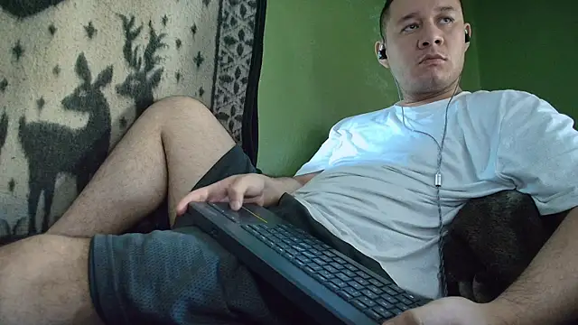 Snapshot of sweet_cock28 chatting on June 15, 2026, 3:03 pm sweet cock28 online show from June 15, 2026, 3:03 pm
