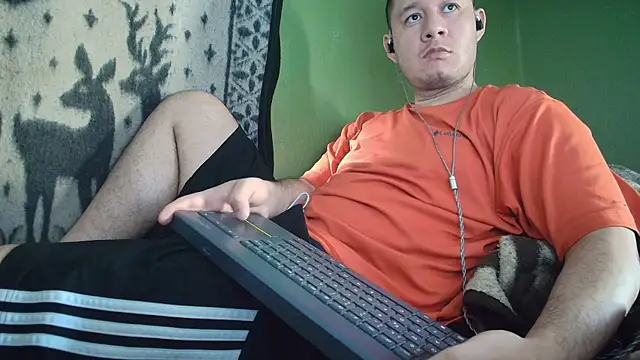 Snapshot of sweet_cock28 chatting on June 16, 2026, 3:03 pm sweet cock28 online show from June 16, 2026, 3:03 pm