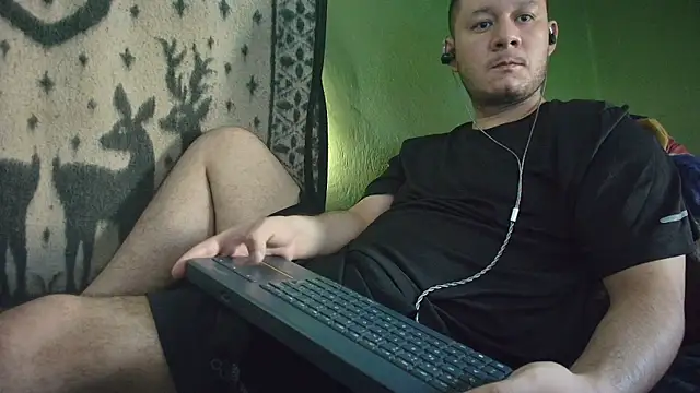 Snapshot of sweet_cock28 chatting on July 12, 2026, 2:08 pm sweet cock28 online show from July 12, 2026, 2:08 pm