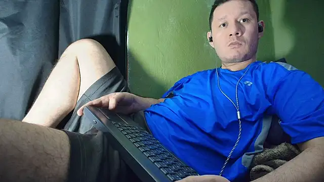 Snapshot of sweet_cock28 chatting on July 28, 2026, 3:13 am sweet cock28 online show from July 28, 2026, 3:13 am