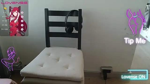 Snapshot of Thepanthera chatting on March 3, 2025, 9:33 am Thepanthera online show from March 3, 2025, 9:33 am