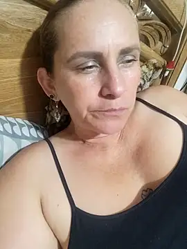 SeductionSilera online show from April 24, 2026, 9:28 pm