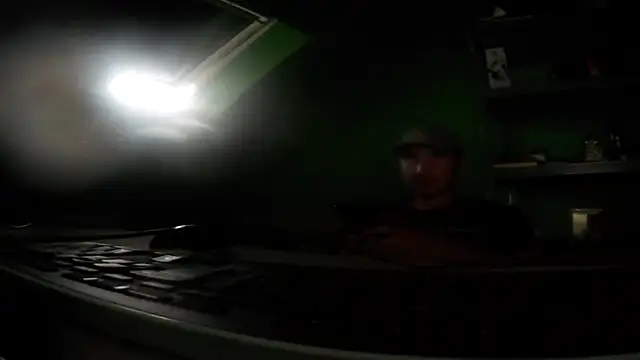 capoloveu online show from September 11, 2025, 5:13 pm