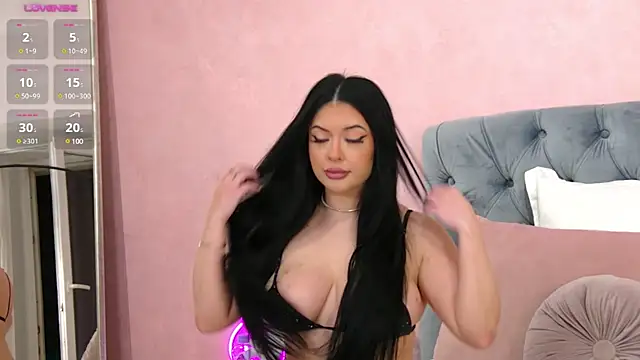 Snapshot of EdithOliviere chatting on February 1, 2025, 10:23 pm EdithOliviere online show from February 1, 2025, 10:23 pm