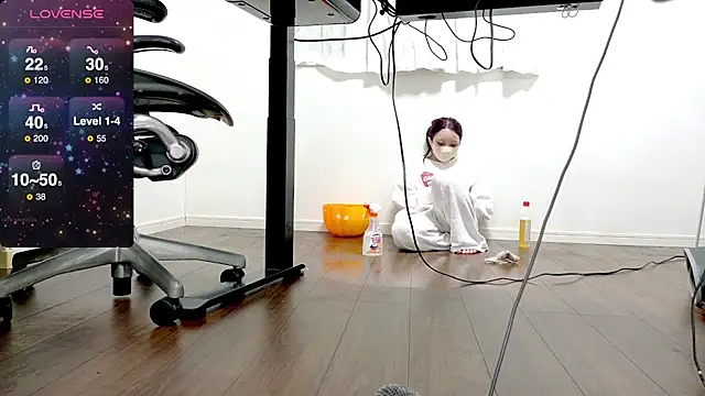 Snapshot of nemui_oyasumi chatting on March 22, 2025, 5:31 pm nemui oyasumi online show from March 22, 2025, 5:31 pm