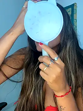 fenixgre online show from October 12, 2025, 6:07 pm