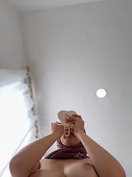 naughty  angel online show from February 7, 2025, 2:47 pm