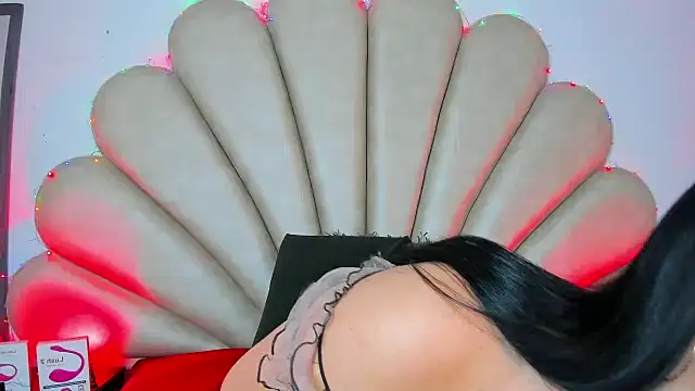 Natasha  Blue online show from January 29, 2025, 11:35 pm