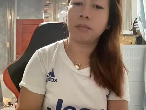 Snapshot of UrLove_Marga chatting on May 16, 2026, 11:03 pm UrLove Marga online show from May 16, 2026, 11:03 pm