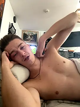 Toyjungee online show from September 12, 2025, 1:33 pm