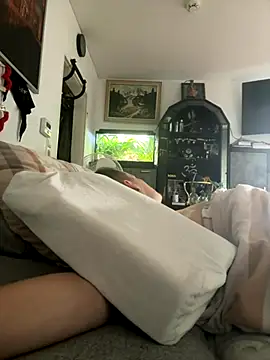 Toyjungee online show from September 17, 2025, 10:50 am