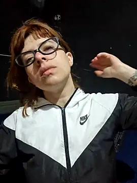 Carlafoxxx online show from September 24, 2025, 1:25 pm