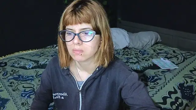 Carlafoxxx online show from November 12, 2025, 2:28 pm