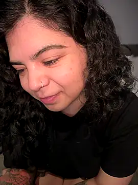 kimmiakiss22 online show from January 9, 2026, 1:08 am