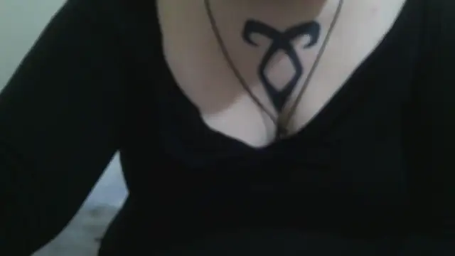 Lolabeluccia xh  online show from November 7, 2025, 7:19 am