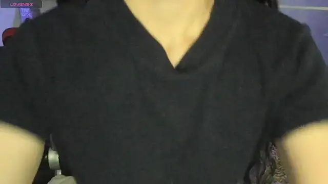 Snapshot of natasha_logan_ chatting on October 20, 2025, 4:02 am natasha logan online show from October 20, 2025, 4:02 am