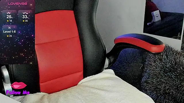 Snapshot of natasha_logan_ chatting on October 26, 2025, 4:07 am natasha logan online show from October 26, 2025, 4:07 am