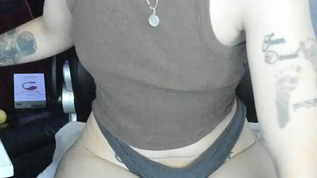 Snapshot of natasha_logan_ chatting on November 8, 2025, 4:01 am natasha logan online show from November 8, 2025, 4:01 am