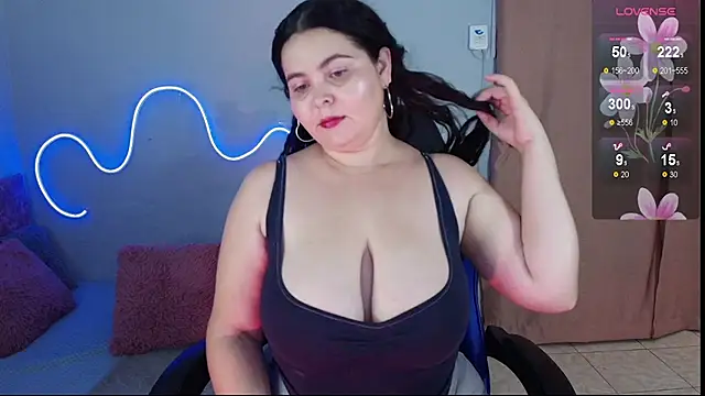 GiordanaPinoo online show from July 3, 2026, 11:00 pm