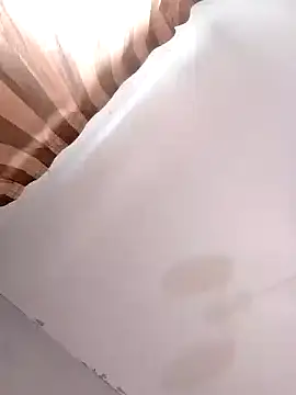 Snapshot of BustyWendy chatting on November 17, 2025, 7:14 am BustyWendy online show from November 17, 2025, 7:14 am