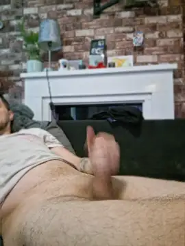 SmallDick    online show from April 13, 2026, 7:03 am