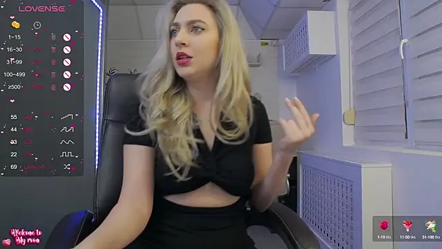 AvaBlue  online show from February 8, 2025, 4:03 am