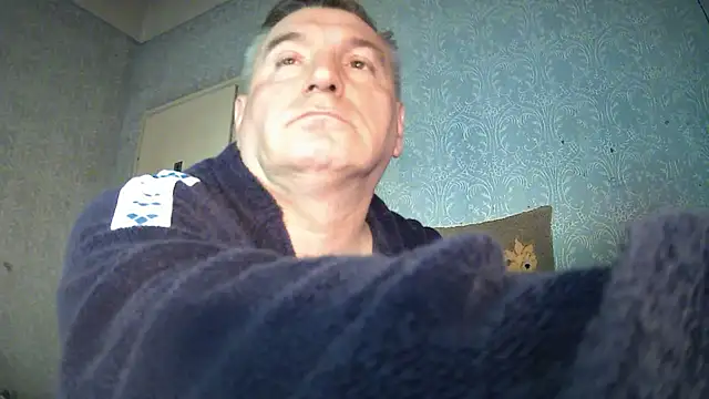 Snapshot of GYurmoka70 chatting on April 28, 2026, 8:14 pm GYurmoka70 online show from April 28, 2026, 8:14 pm