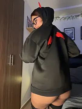 crystal bunny7 online show from January 25, 2025, 12:06 am