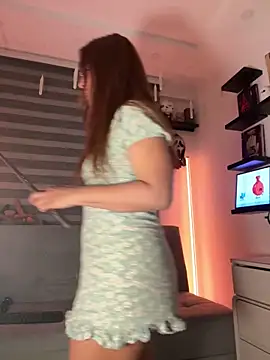 crystal bunny7 online show from September 10, 2025, 1:49 am