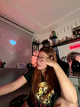 crystal bunny7 online show from December 21, 2025, 2:51 am