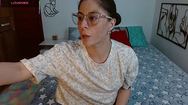 antonella sweet33 online show from November 21, 2025, 9:35 pm