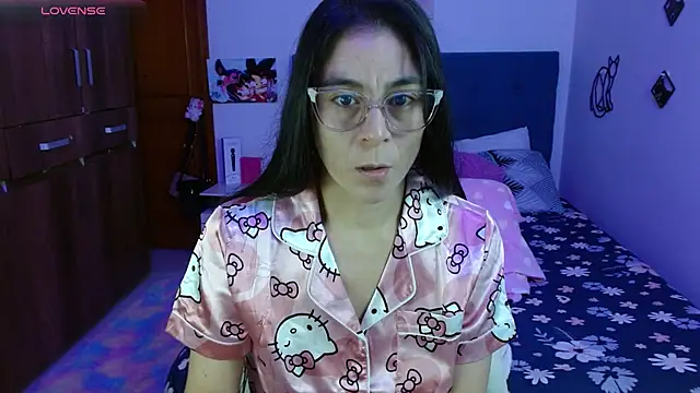 antonella sweet33 online show from August 4, 2026, 3:36 pm