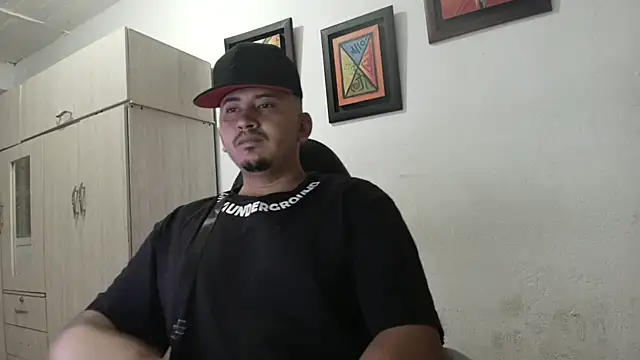 myke andrade online show from September 24, 2025, 3:32 am