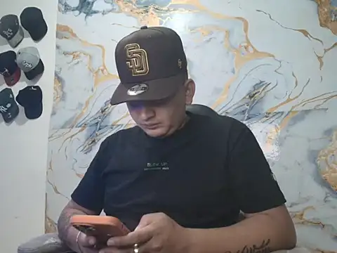 Snapshot of myke_andrade chatting on June 10, 2026, 6:34 am myke andrade online show from June 10, 2026, 6:34 am