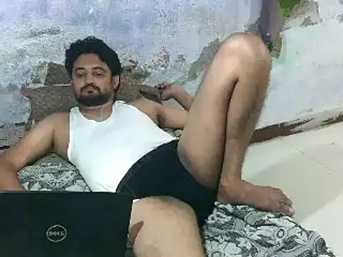 Rocobodymassager online show from June 17, 2026, 3:35 pm