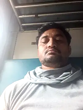 Rocobodymassager online show from July 5, 2026, 4:19 am