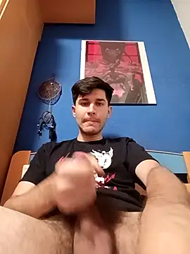 Snapshot of Esti02 chatting on November 24, 2025, 6:29 pm Esti02 online show from November 24, 2025, 6:29 pm