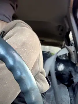 GoldenFlameGoddess online show from December 18, 2025, 10:27 pm