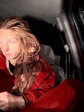 GoldenFlameGoddess online show from January 10, 2026, 1:57 pm