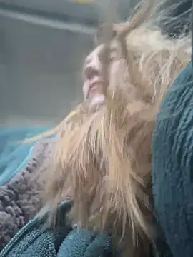 GoldenFlameGoddess online show from February 15, 2026, 5:20 pm