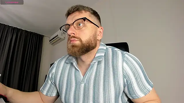 Findom guy online show from March 19, 2026, 11:14 am