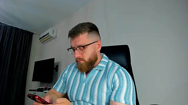 Findom guy online show from April 29, 2026, 5:17 pm