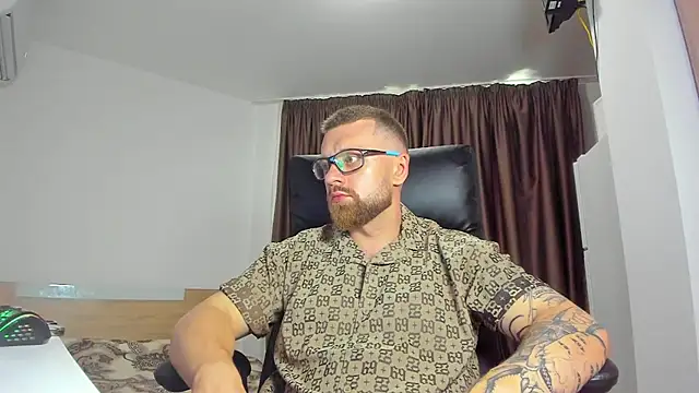 Snapshot of Findom_guy chatting on July 29, 2026, 1:09 pm Findom guy online show from July 29, 2026, 1:09 pm